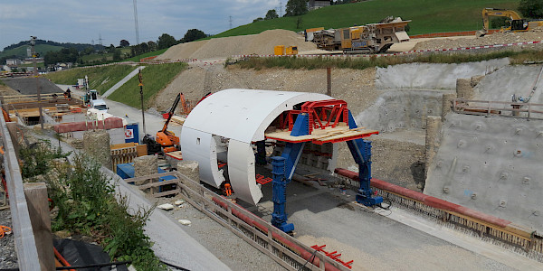 Montage Schalung Tunnel in Voreinschnitt