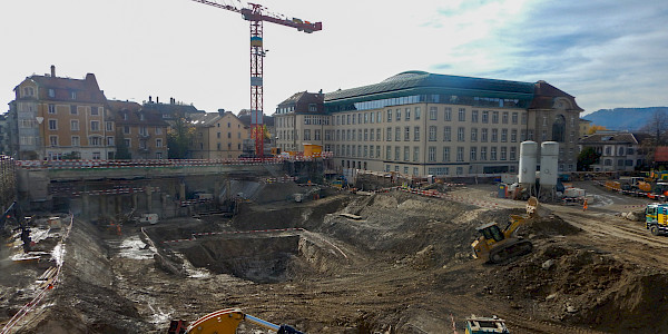 Baugrube FORUM UZH, Herbst 2025
